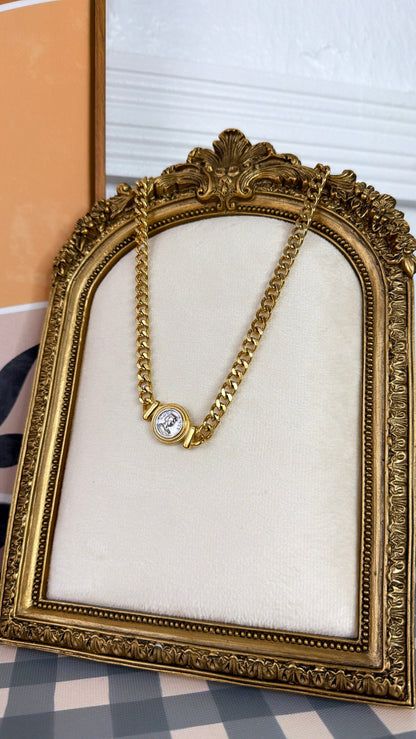 Bella Necklace