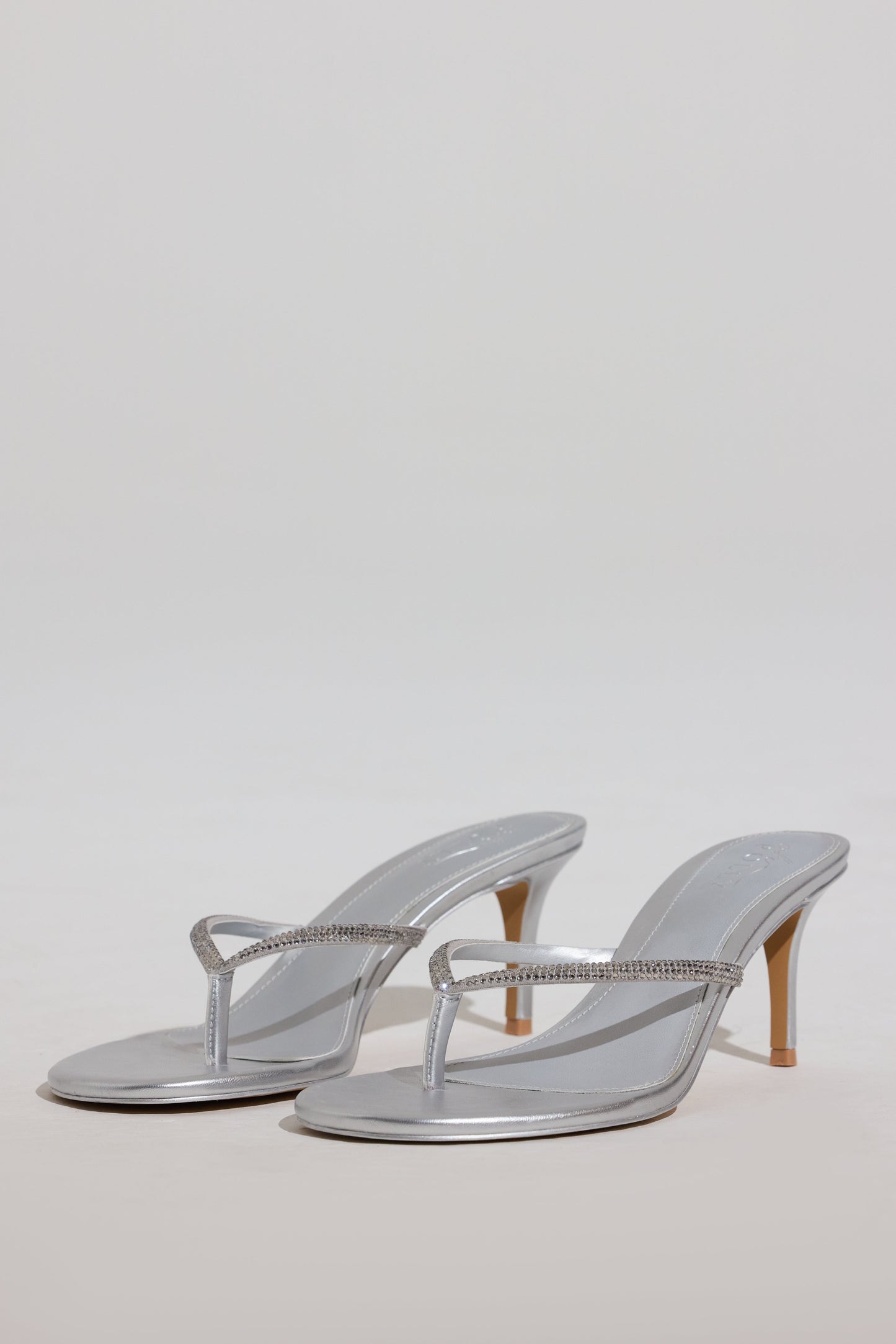 Heeled Sandal in Silver